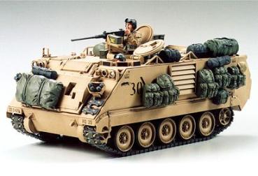 1:35 US M113A2 Man.-Transporter Wüste(2)