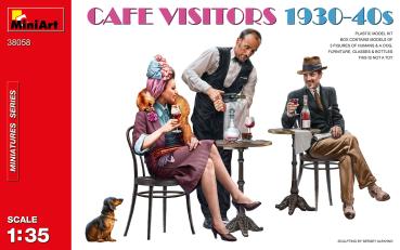 1:35 CAFE VISITORS 1930-40S