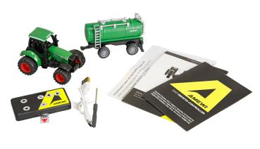 1:64 Traktor aus Metall mit Tankanhänger RTR grün