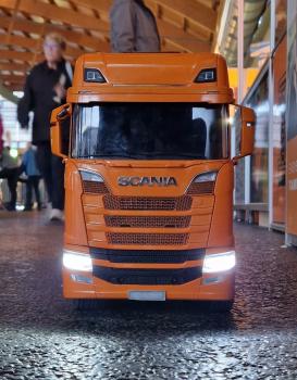 TAMIYA Scania 770S Dachbeleuchtung + 5 LED Lampenbügel + 2 LED Sonnenblende