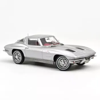 1:18 Chevrolet Corvette Sting Ray 1963 Sebring Silber