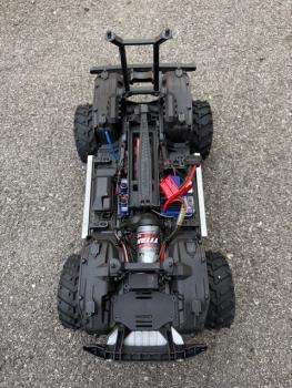 Preview: Neuwertiger 1/10 TRX 4 G500 RTR mit Lichtset