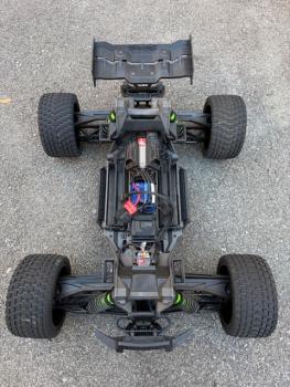 Preview: Gebrauchter Traxxas XRT 1/7 inkl. Lichtset