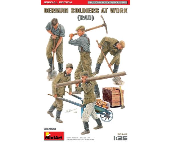 1:35 Fig. Dt. Soldaten b.d.Arbeit(5)SE