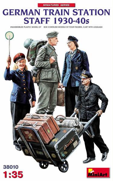 1:35 GERMAN TRAIN STATION STAFF 1930-40s