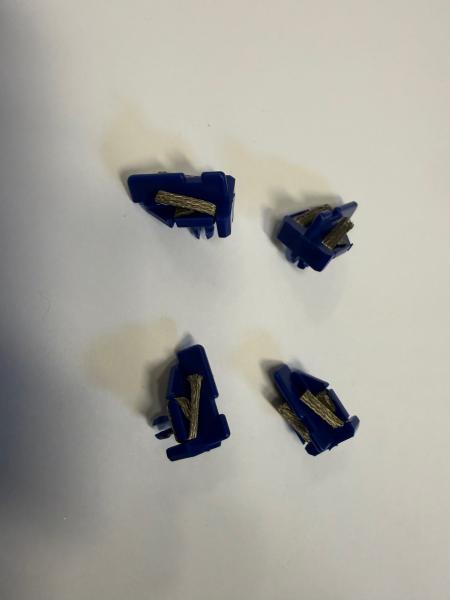Scalextric C8145 Short Stem Blue Guides with Braids x4