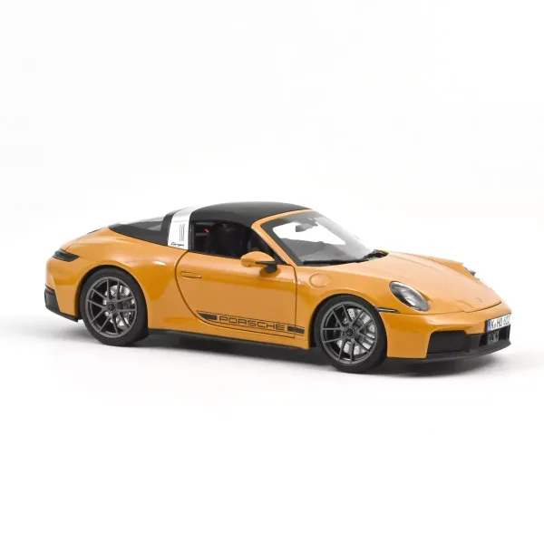 1:18 Porsche 911 Targa 4 GTS 2025 Bahamagelb
