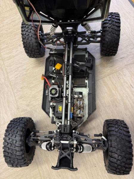 1:7 Rock Racer "MAMBA 7" Grün 6S BL RTR