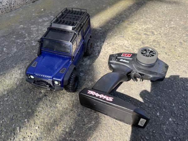 Gebrauchter TRX4 M Defender in Blau inkl. Lichtset RTR