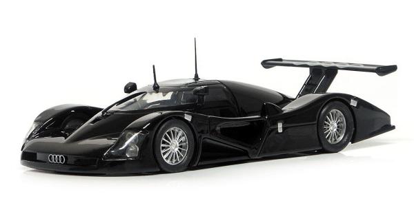 1/32 Audi R8C, Snetterton Roll-out 1999 driver A.Wallace